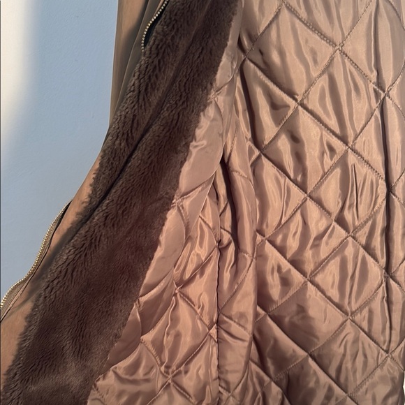 Miss Selfridge Brown Utility Jacket with Hood and removable fur collar - Picture 4 of 8